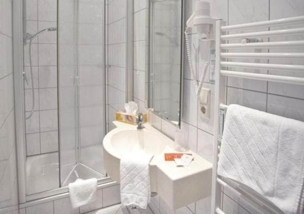 Hotel Baeren Филлинген-Швеннинген Экстерьер фото