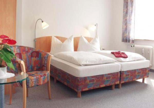 Hotel Baeren Филлинген-Швеннинген Экстерьер фото